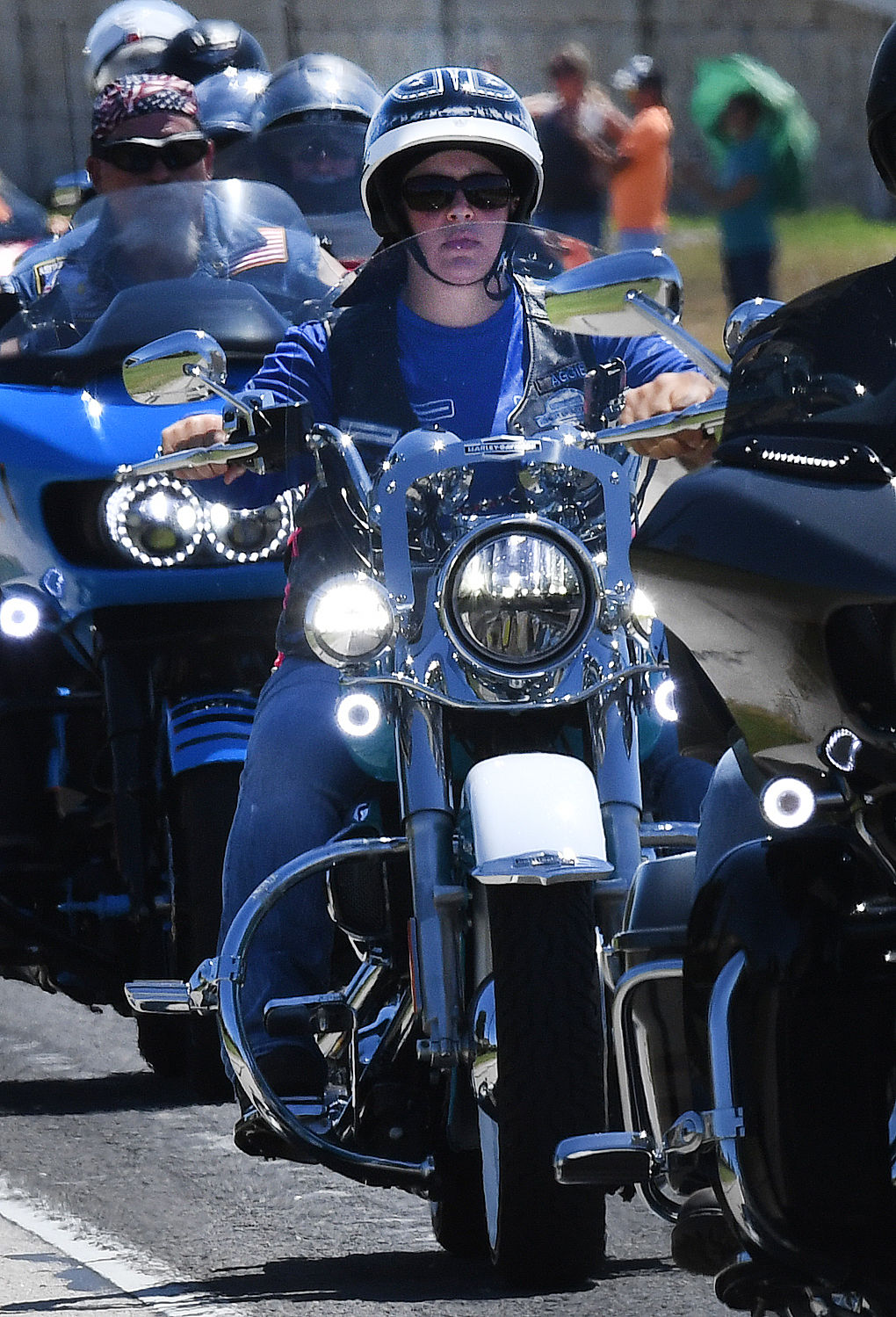 Hundreds of bikers ride in 9/11 memorial